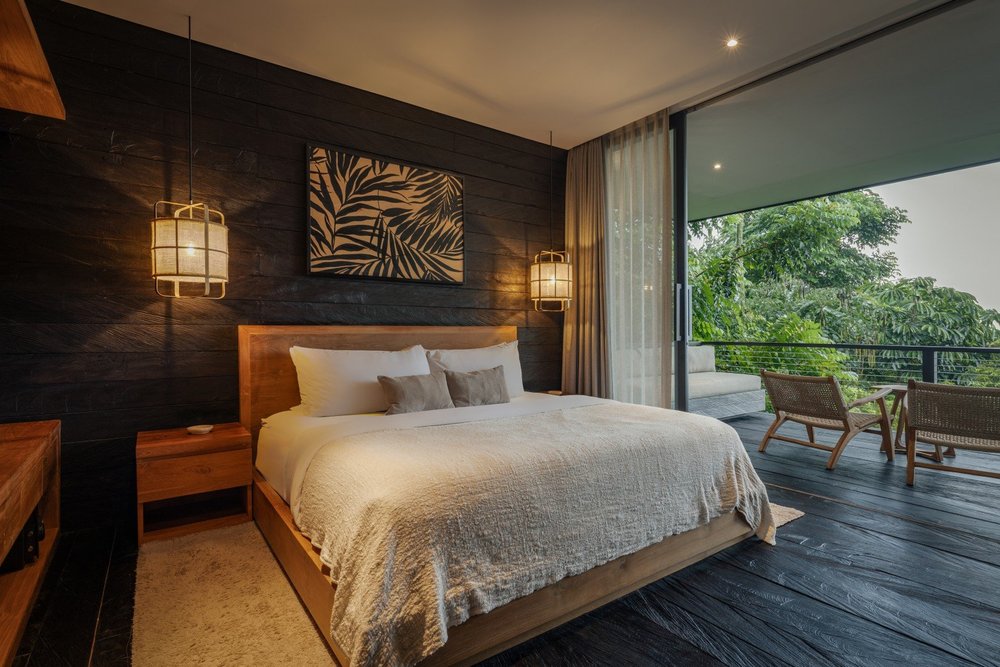 Suite with private jacuzzi, view 11